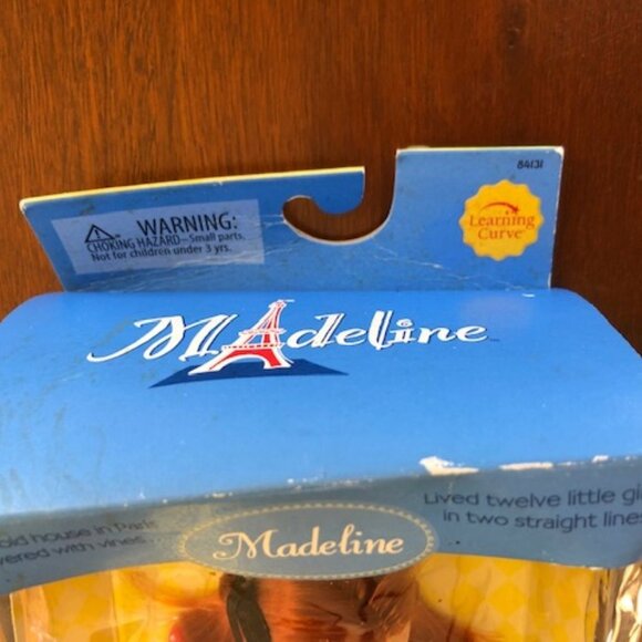 LEARNING CURVE Madeline Poseable Doll 2003 - Picture 15 of 15